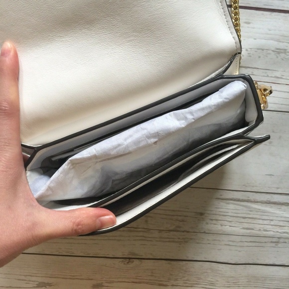 Michael Kors Jade Gusset Crossbody Clutch Floral - Picture 5 of 8